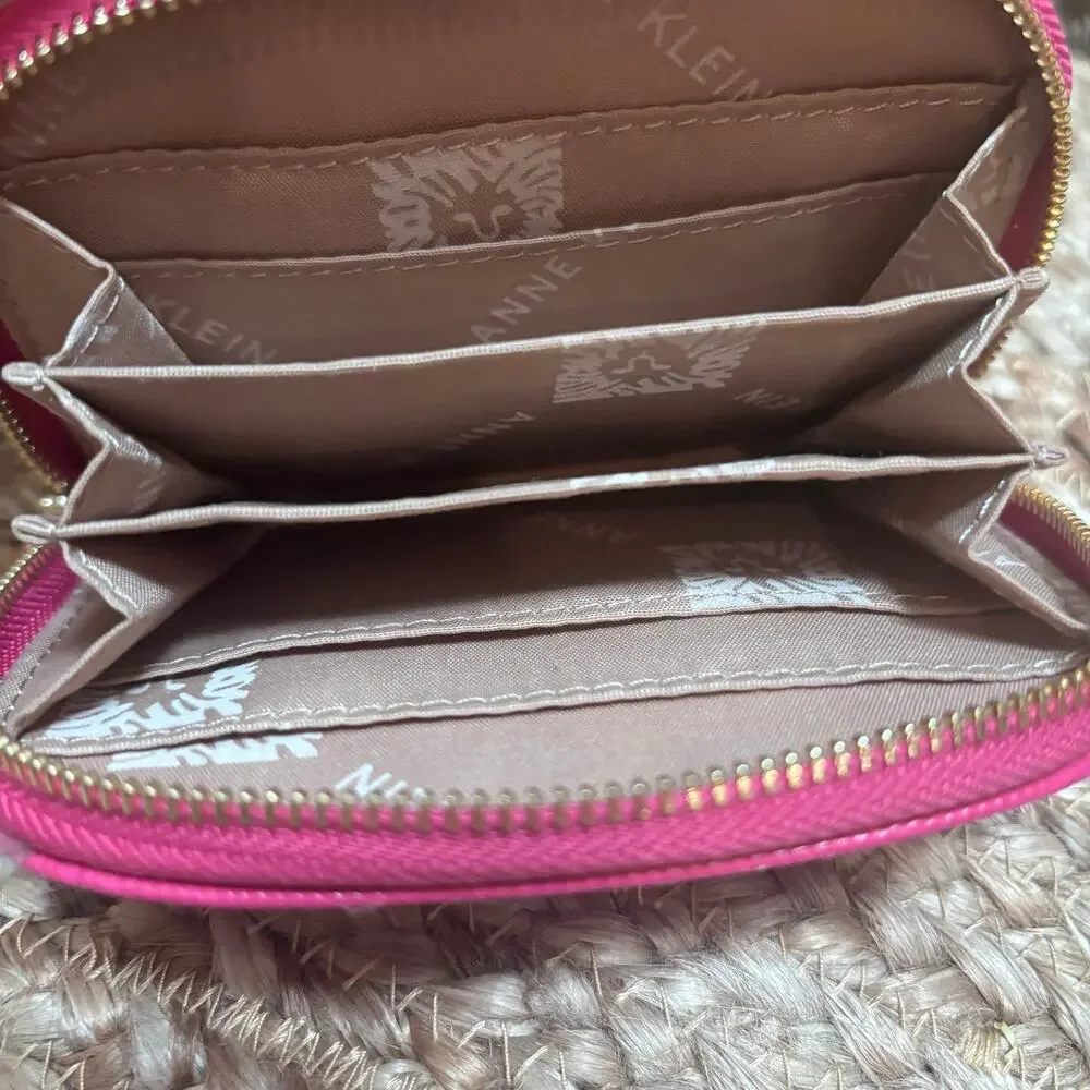 Anne Klein Vintage-Style Fuchsia Pebbled Leather Card Case & Keychain Pouch - Picture 2 of 4